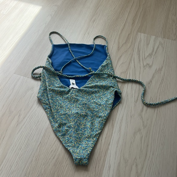 Revolve Swimsuit by Something Navy NWOT - Picture 3 of 5